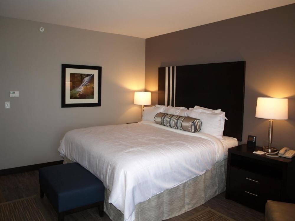 Hotel at Batavia Downs Image 25